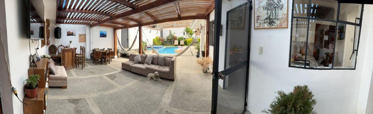 Hostel Las Palmas Vilcabamba Bagian luar foto