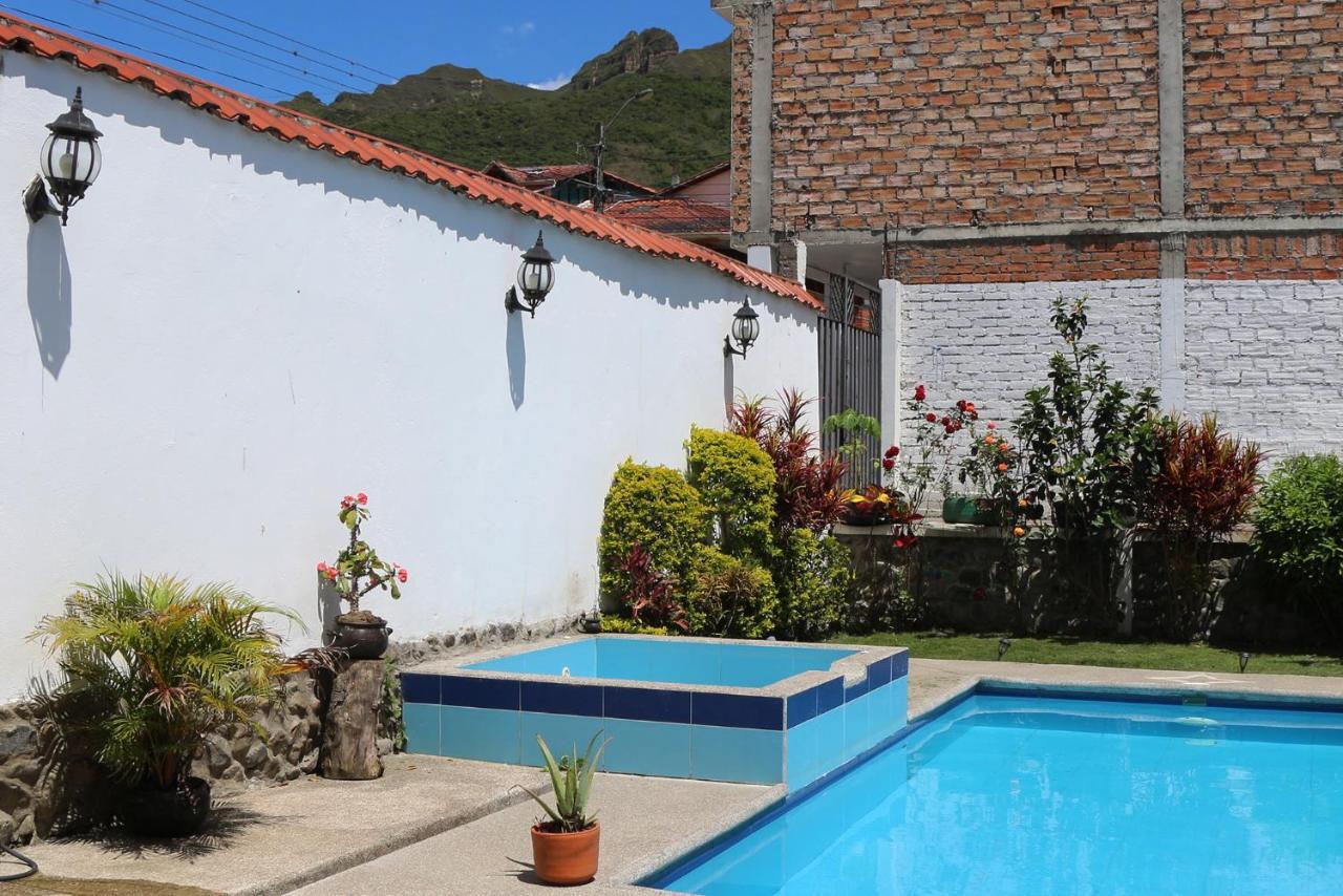 Hostel Las Palmas Vilcabamba Bagian luar foto