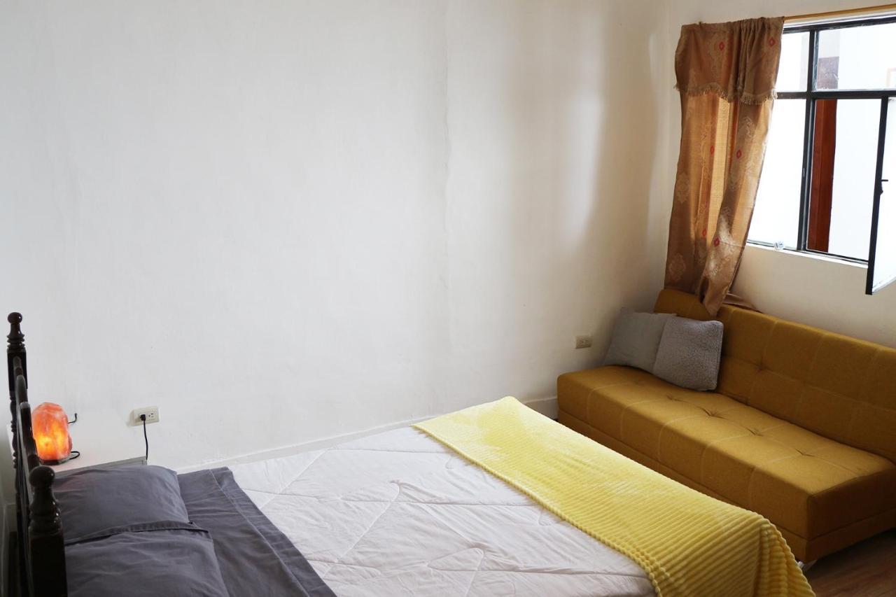 Hostel Las Palmas Vilcabamba Bagian luar foto